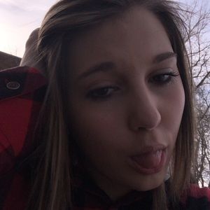 Meet your Posher, Skyler